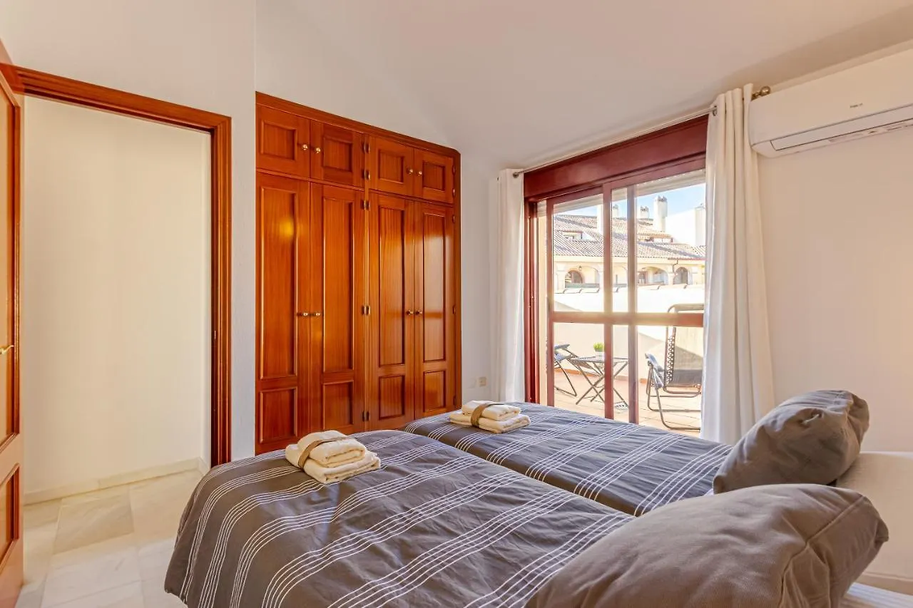 797 Holiday Rentals -Lujoso Atico Duplex En El Centro De Benalmadena