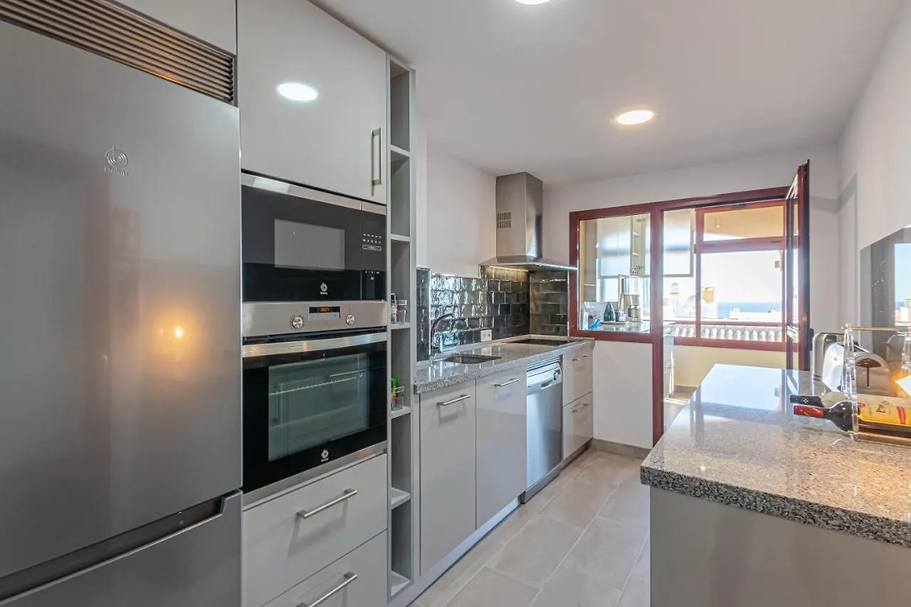 797 Holiday Rentals -Lujoso Atico Duplex En El Centro De Benalmadena Apartment