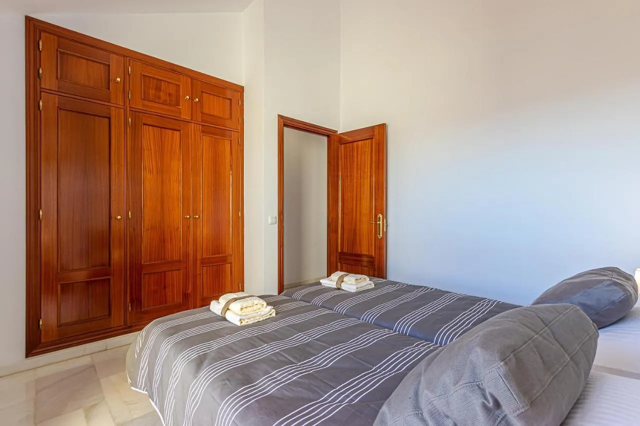 Apartment 797 Holiday Rentals -Lujoso Atico Duplex En El Centro De Benalmadena Spain